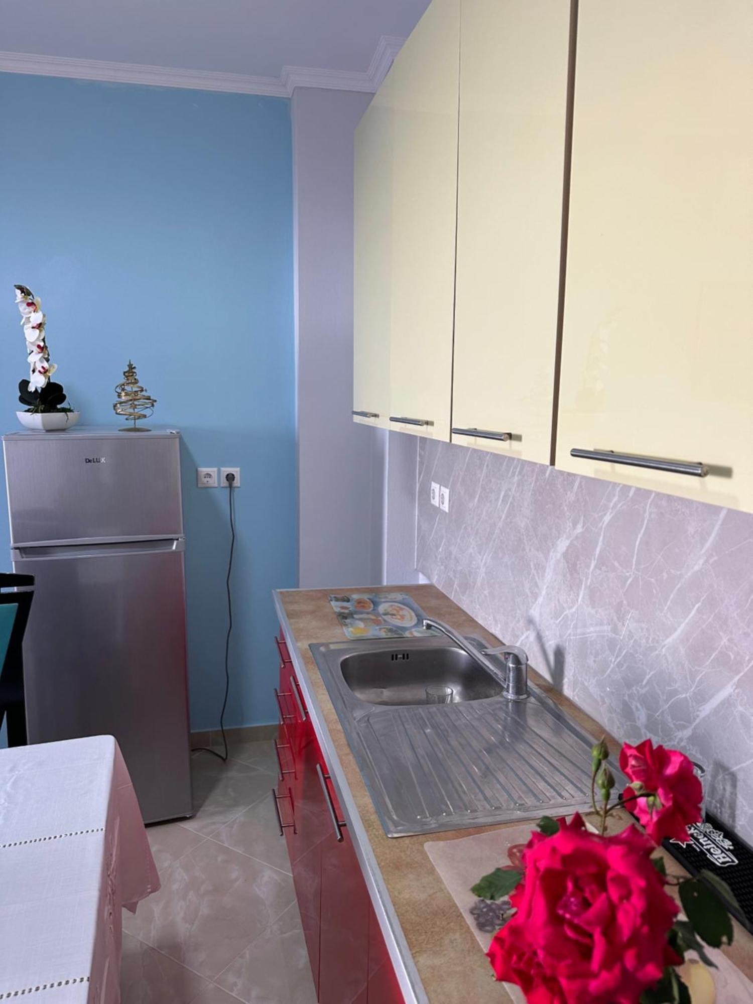 Selami Sea View Apartments Lukovë 외부 사진