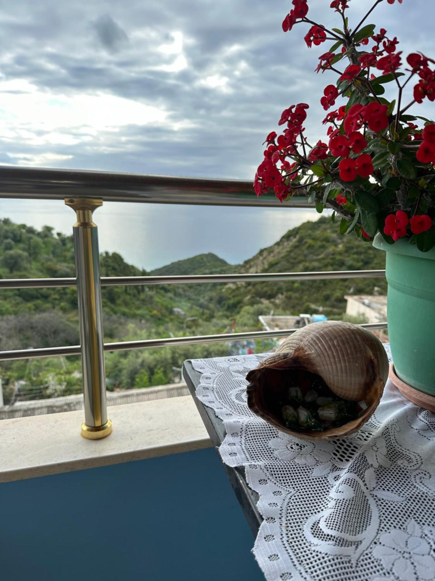 Selami Sea View Apartments Lukovë 외부 사진